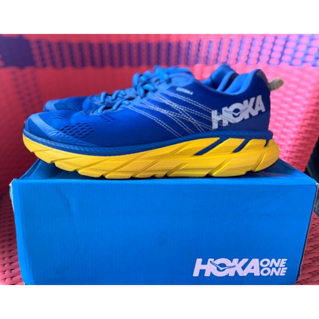 hoka one one clifton 6