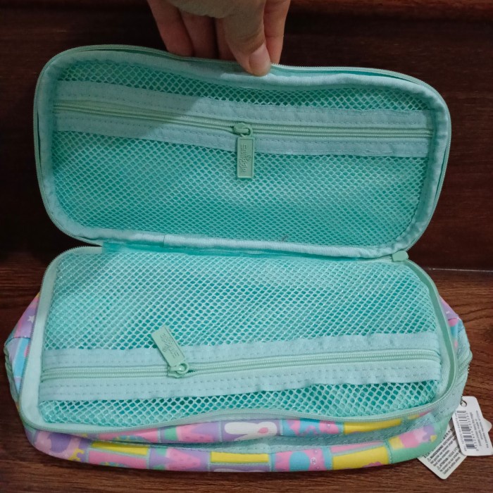 

Promo Bulan Ini Sale Smiggle Pencilcase Softcase Tini Tiny Magic Sale!!!