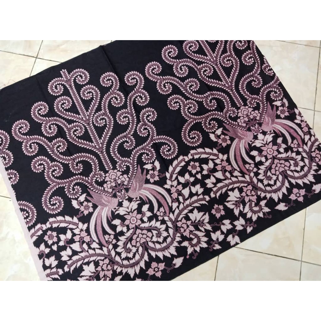 Kain batik solo merak kembar ukel ungu