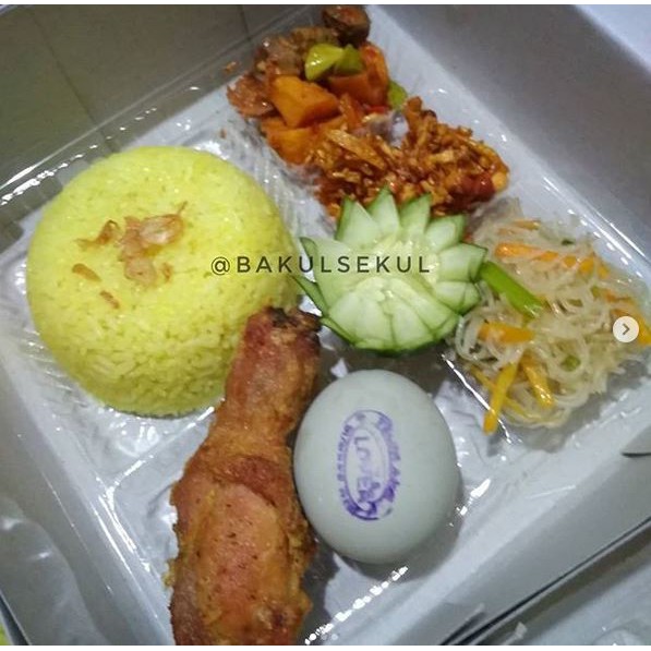 

Nasi Kuning Bakul Sekul