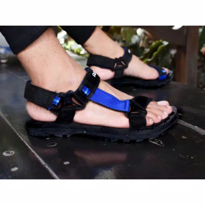 sandal gunung adventure pria wanita anak dewasa sol karet tidak licin sandal gunung anak dewasa-6