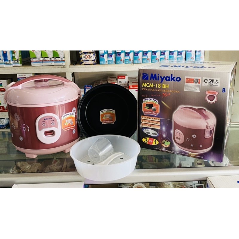 MIYAKO Magic com/Rice Cooker/Penanak Nasi MCM-18 BH Kapasitas 1.8 Liter Berlian Hitam