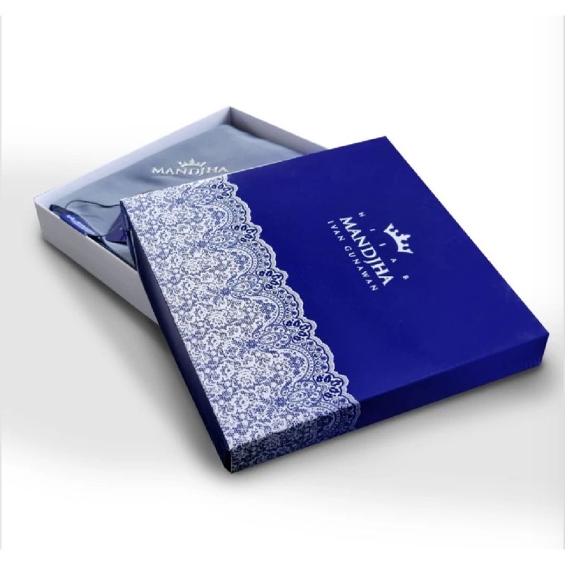 

EXCLUSIVE BOX Hijab Mandjha Ivan Gunawan