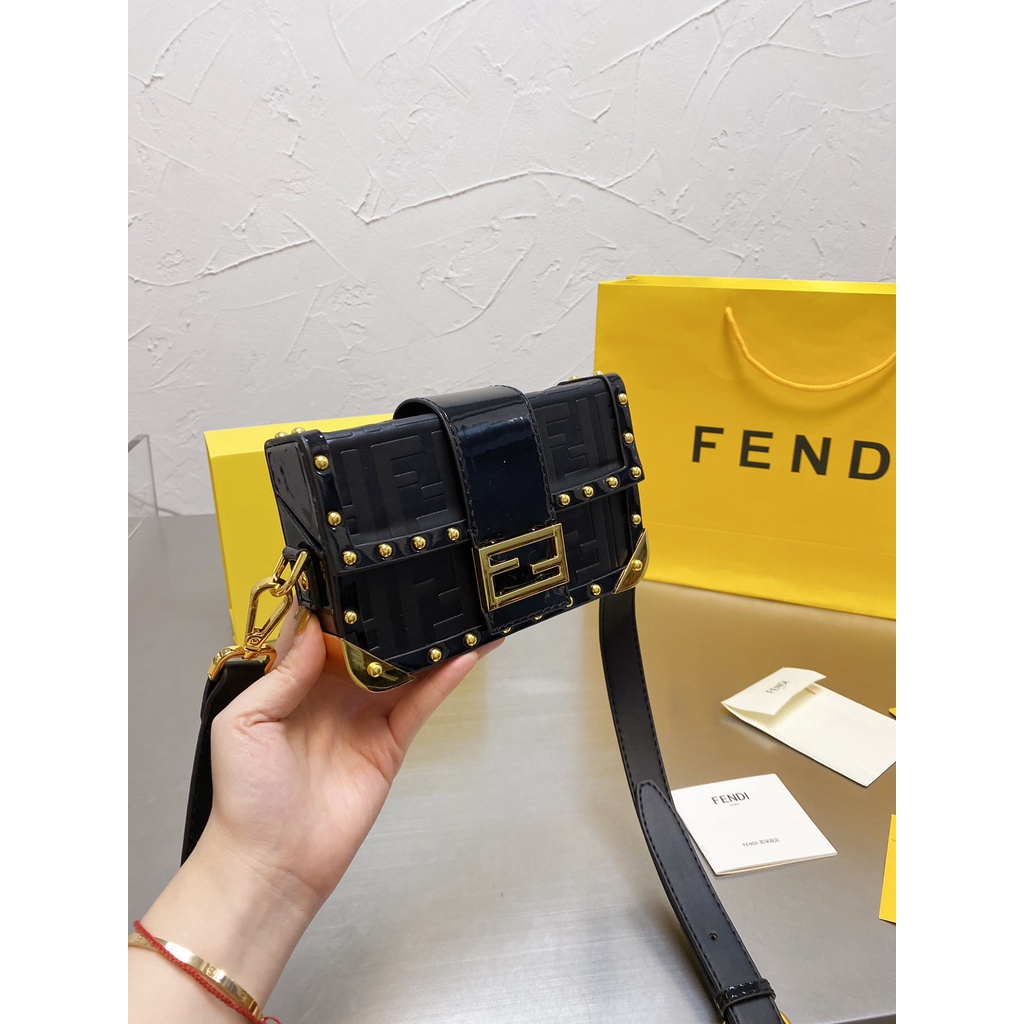 Tas Bahu FENDI Mini Bag Handbag Sling Bag Clutch