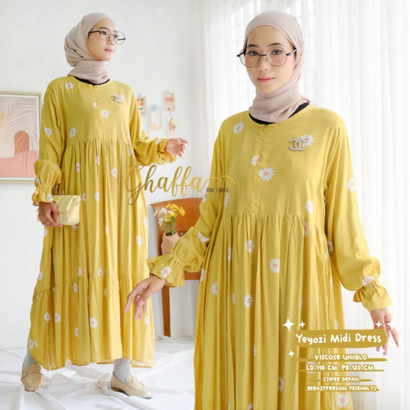 Yeyozi midi dress motif bunga matahari by ghaffa the label