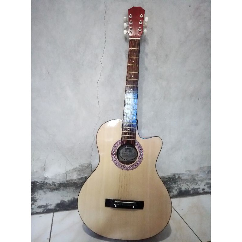 

Gitarakustik