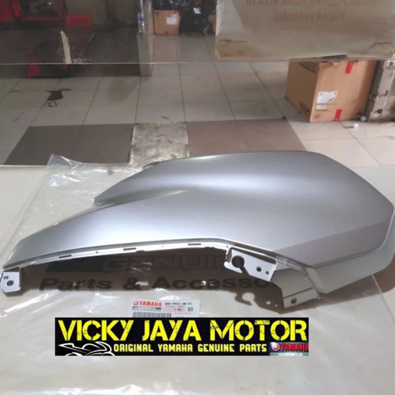 BODY COWLING COVER LAMPU DEPAN NEW NMAX 2020-2021 SILVER KIRI ORIGINAL YGP