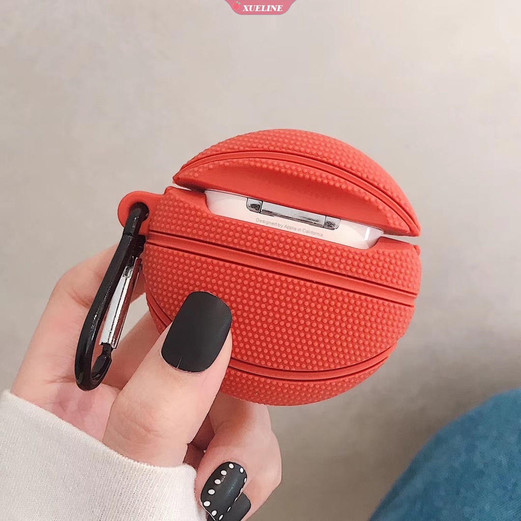 Casing Soft Case Silikon Motif Bola Basket / Sepak Untuk AirPods 1 / 2