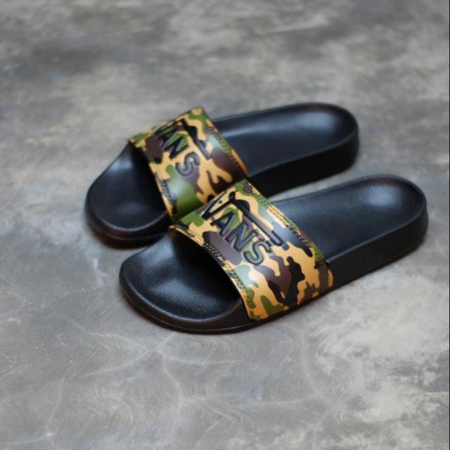 camo vans slides