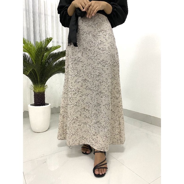 FLORAL SKIRT KOREAN STYLE MOTIF BUNGA A LINE MAXI / ROK FLORA KOREAN STYLE SEIRA SKIRT / KOREAN SKIRT MOTIF VIRAL KEKINIAN
