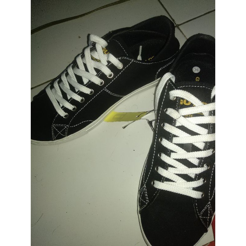 Sepatu Guten Inc, Campbell classic sneakers (39)