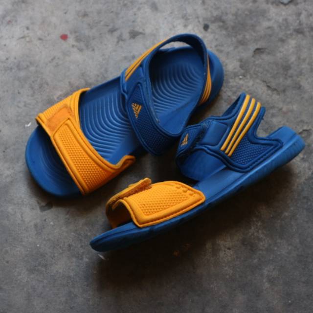 sandal adidas anak original