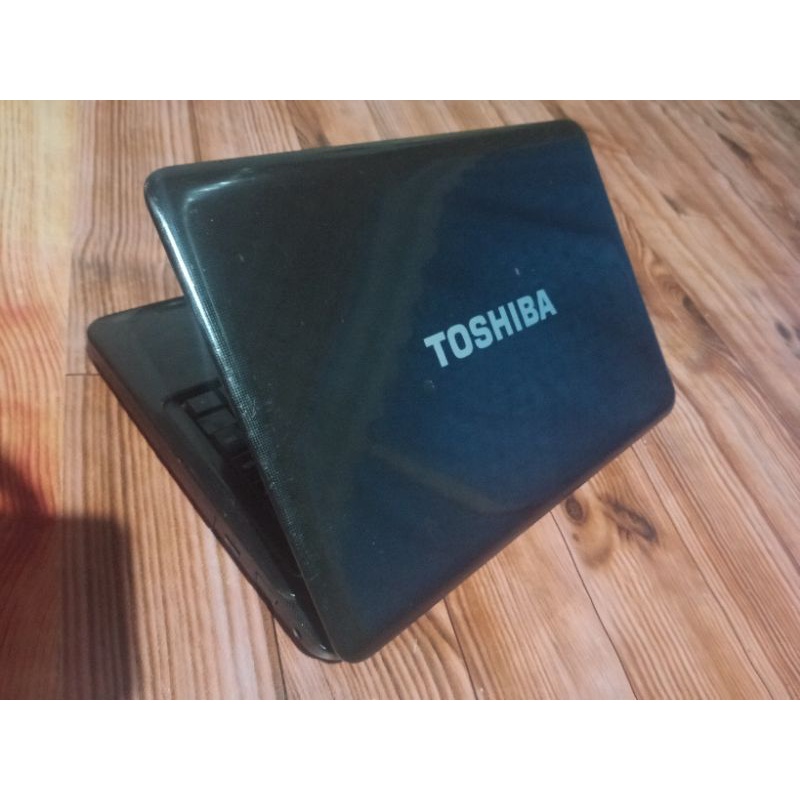 Laptop Toshiba Core i3 Normal