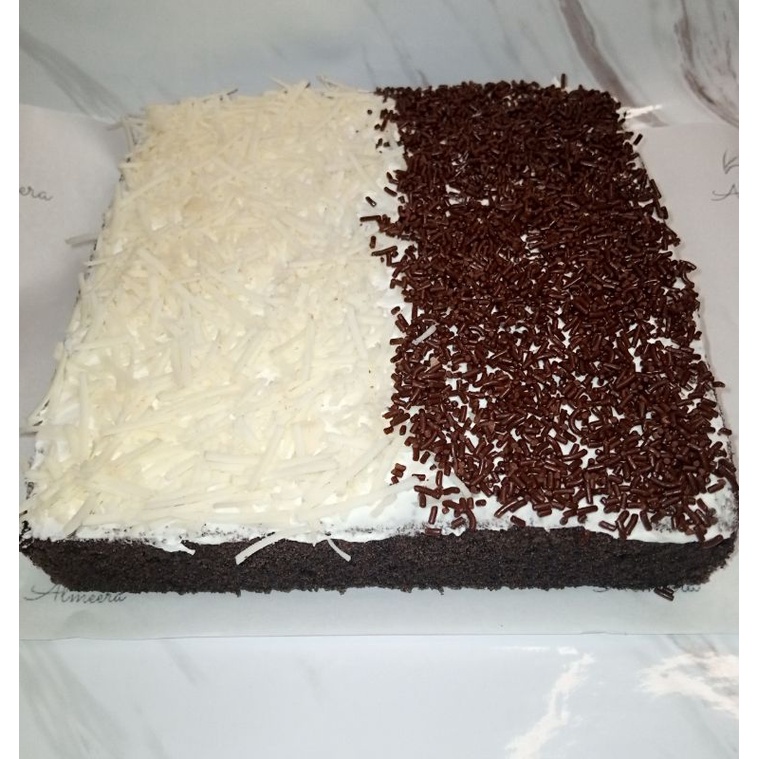 

Bolu Ketan Hitam size 24cm