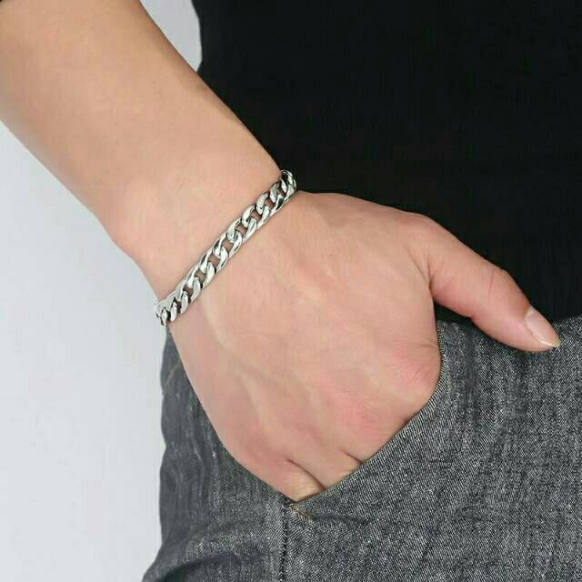 Gelang cewek cowok / gelang keren pria wanita / gelang titanium unik dan gaul