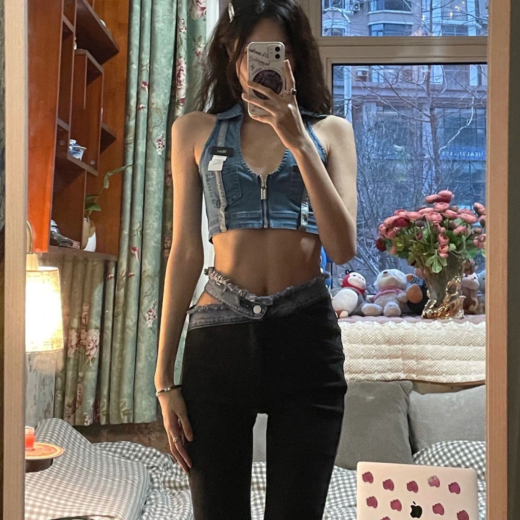 celana jeans high waist wanita high waist micro-flare jeans wanita celana tapal kuda hitam【Berakhir