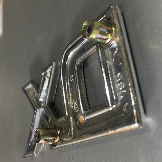 Perburuan Kap Bagasi Toyota Corolla DX 81: Sebuah Petualangan di Dunia Spare Part Klasik