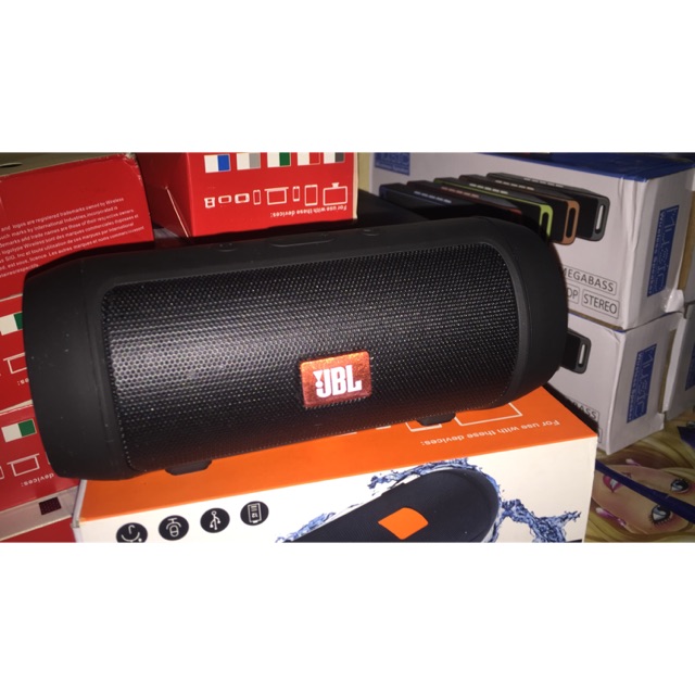 Jbl charge mini 4Fungsi suara ok bass ok