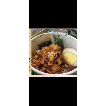 

Nasi Bakmoy Ayam HALAL