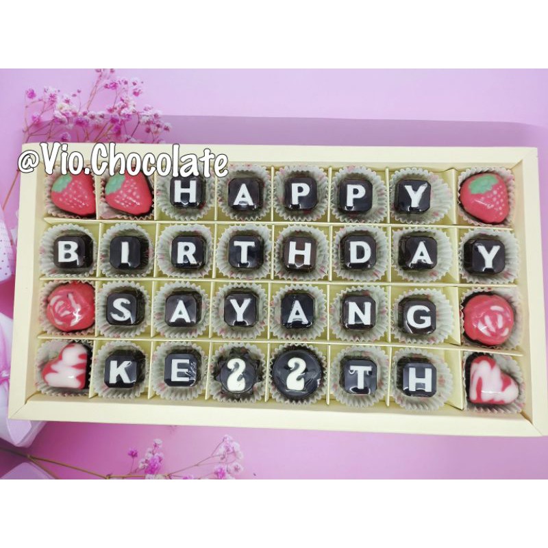 

Coklat birthday/ coklat praline isi 32/ coklat karakter/ coklat valentine/ chocolate/ lolipop