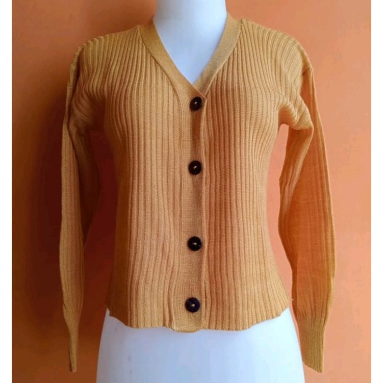 Aira Regin Cardigan Rajut - Crop Cardy kekinian - Cardigan Rajut model terbaru - Cardigan Rajut kekinian - Cardigan Rajut Terkini - Sweater Rajut Cardigan Premium -  Cardigan Rajut Kancing Batok