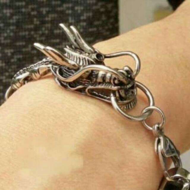 Gelang Naga Stainlees Titanium