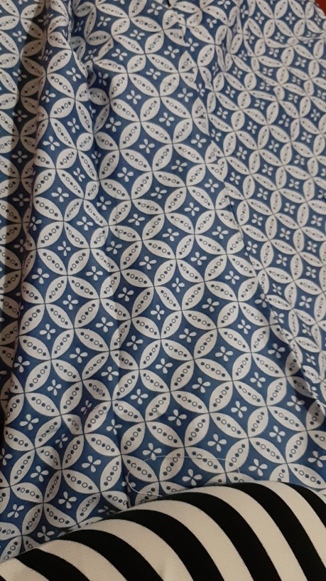 Atasan Tunik Batik Kombinasi Modern