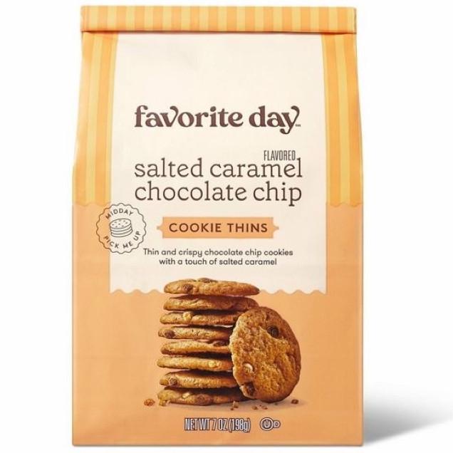 

FAVORITE DAY SALTED CARAMEL CHOCOLATE CHIP COOKIES USA DC51C1215