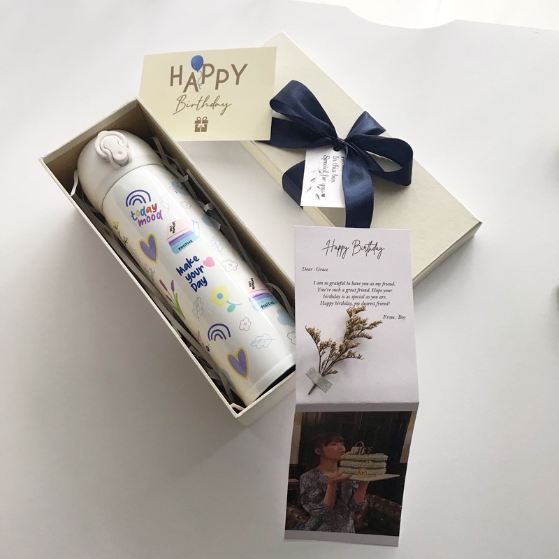 

Ready Kado Ulang Tahun / Kado Anniversary / Kado Wisuda