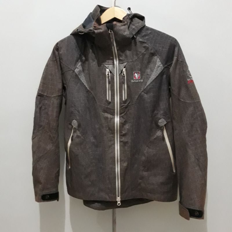 Jaket Outdoor Blackyak