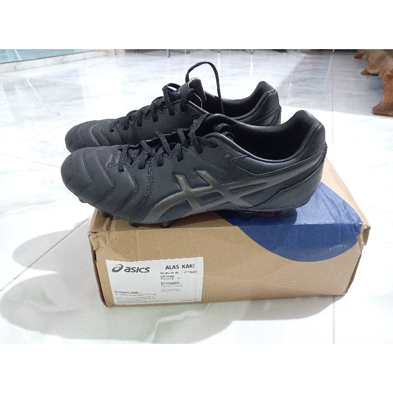 SEPATU BOLA ASICS DS LIGHT WB - ORIGINAL ASICS size 42 secound like new