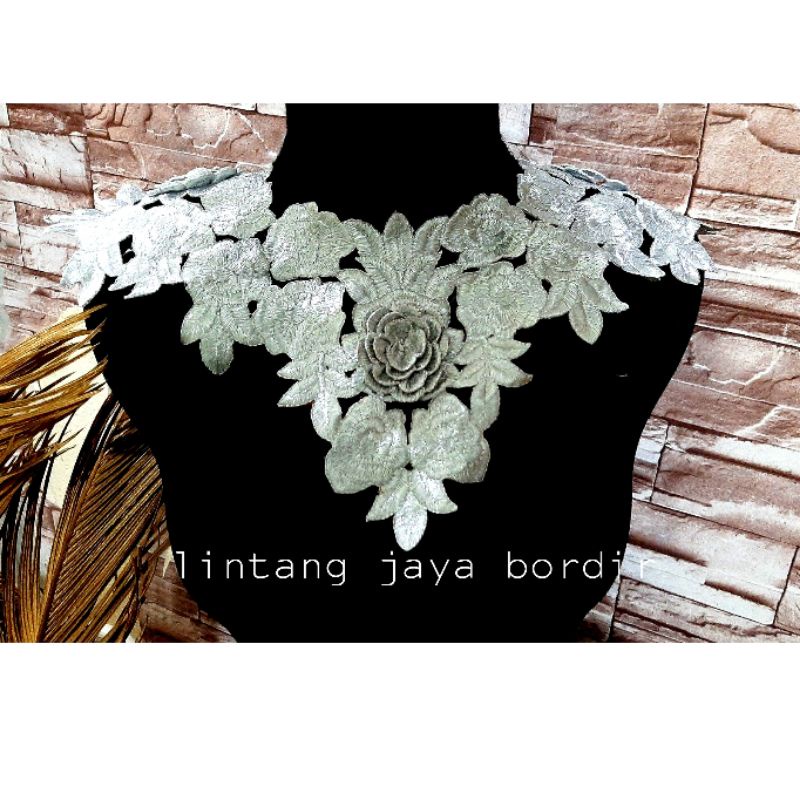 renda bordir aplikasi dada pundak bunga mumer