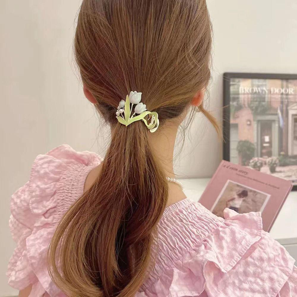 Agustina Bunga Tulip Hair Claw Jepit Rambut Ponytail Holder Mutiara Sederhana Pisang Klip Hiu Klip Hiasan Kepala Gadis Gaya Korea Hair Clip