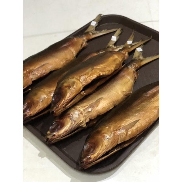 Bandeng Asap Ny. Tjandra Surabaya