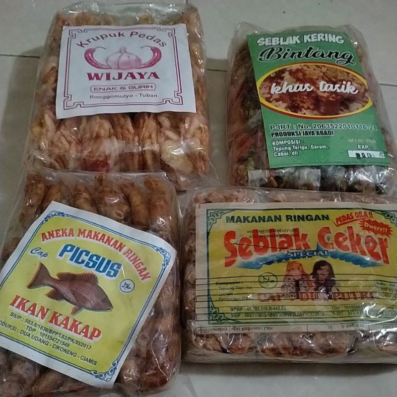

ANEKA CAMILAN RINGAN DENGAN BUMBU SUPER PEDAS