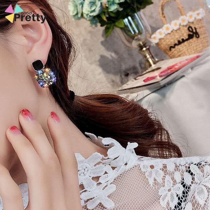 Anting Retro Mewah Siswa Perempuan Sederhana Temperamen Fashion Anting Murah Hati - PD