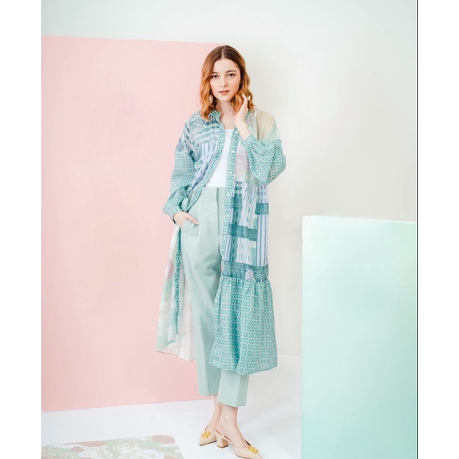 BENANG JARUM NAMI RUFFLE MAXI DRESS GREEN