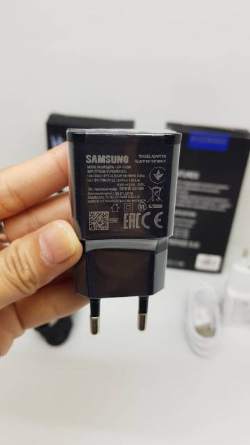 Charger Samsung S10 Plus S10+ Quick Charge 3.0 Qualcomm Kabel Data Type C 2.4A Charger FAST CHARGING