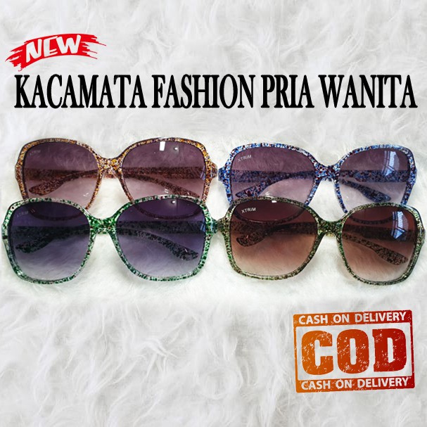 Kacamata Gaya Trendy Black Oversized Kacamata Hitam Pria Wanita Anti UV Fashion Big Frame New Style