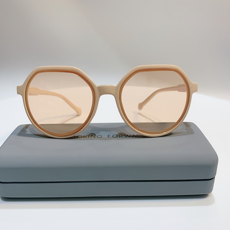 MURMURE.ID | KACAMATA WANITA MODEL RETRO BESAR / SUNGLASSES IMPORT KOREA STYLE / KACA MATA HITAM PUTIH SUNGLASS BUNGKAI BESAR RETRO EY031-MILK TEA