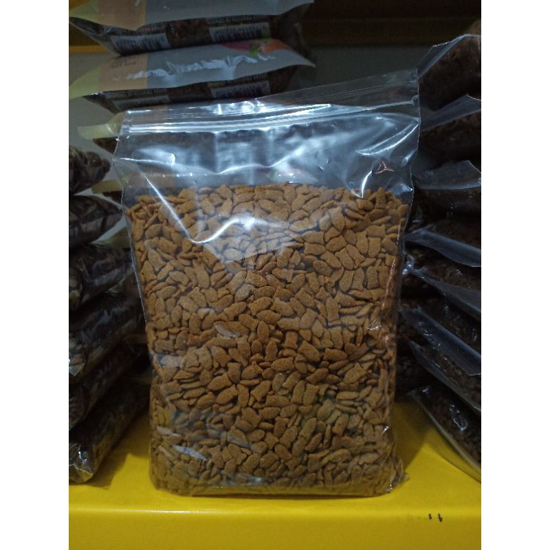 Sabina makanan kucing 1kg