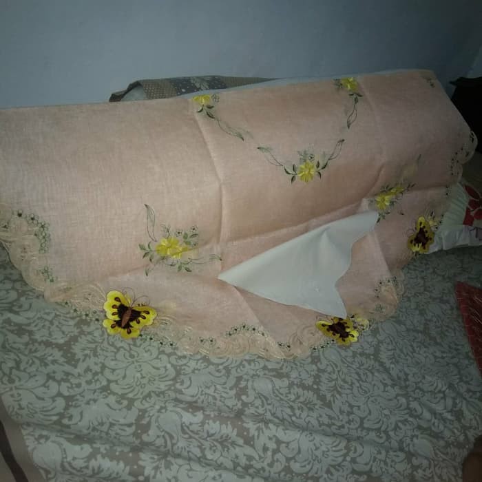 Taplak Meja Betawi Bulat 4 Kursi | Serat Warna Salem