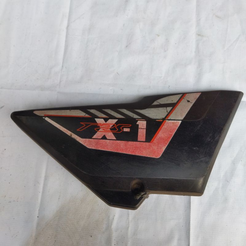 cover tutup aki sebelah kanan suzuki trs original murah