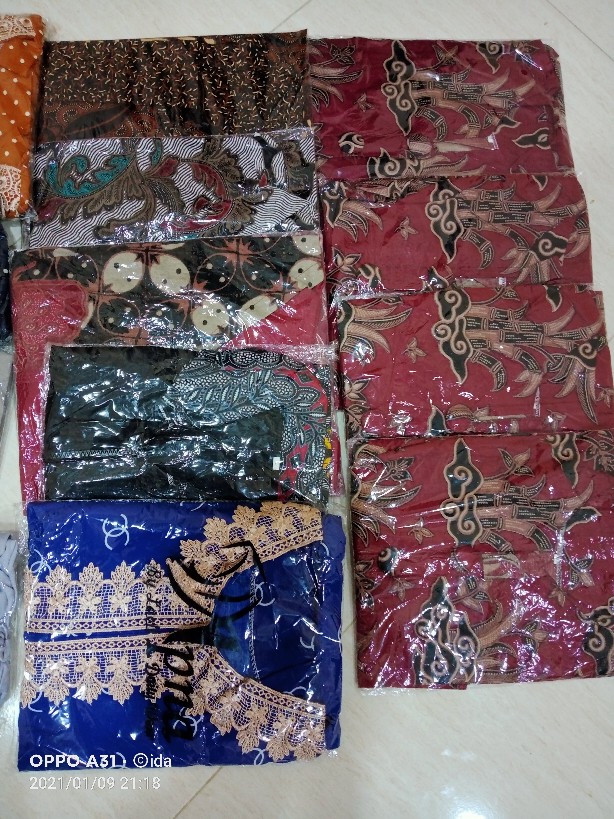 Couple Batik Tunik Modern Seragam Kerja Kantor Lengan Panjang Terbaru