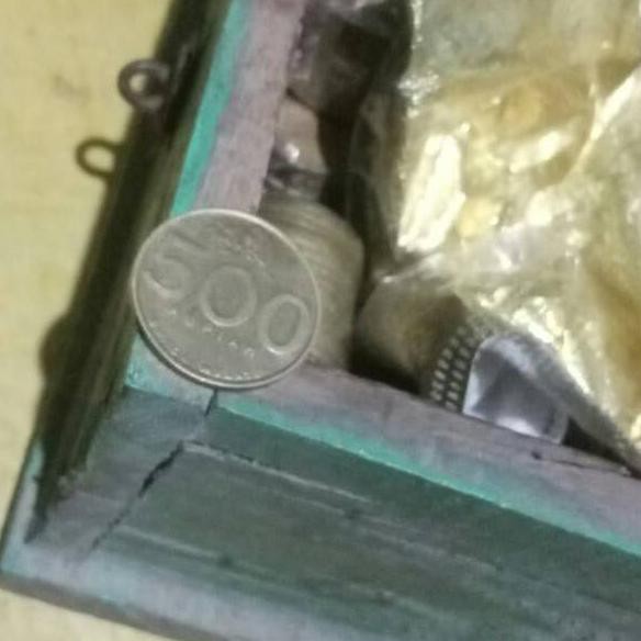 Grosir Koin 500an lama warna kuning tembaga .,.