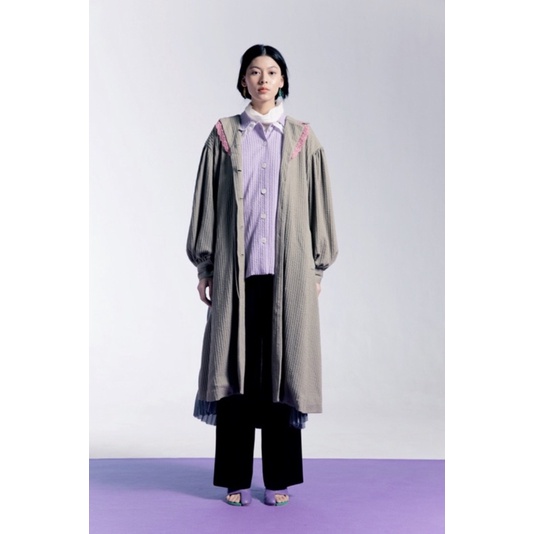 Preloved IKYK for HGL’s Lilium Casablance Pleated Coat