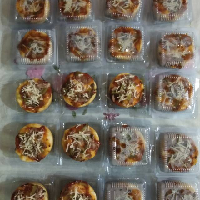 

Pizza Mini (made by order)