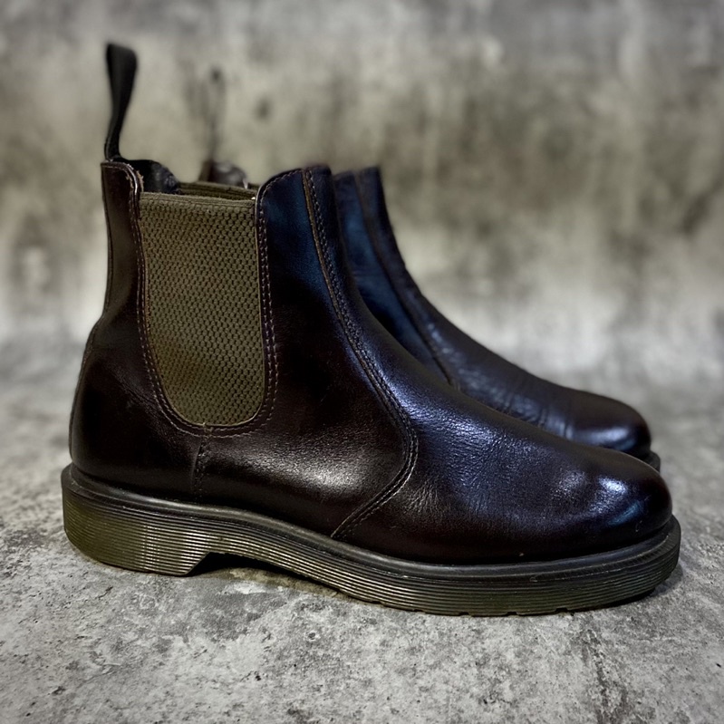 dr . martens docmart chelsea boots greasy burgundy ( not 1460 1461 101 1010 3989 wingtip brogue adri