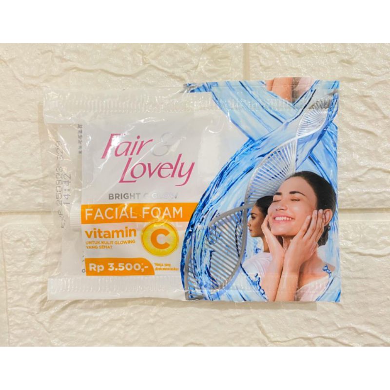 FAIR &amp; LOVELY BRIGHT GLOW FACIAL FOAM SACHET