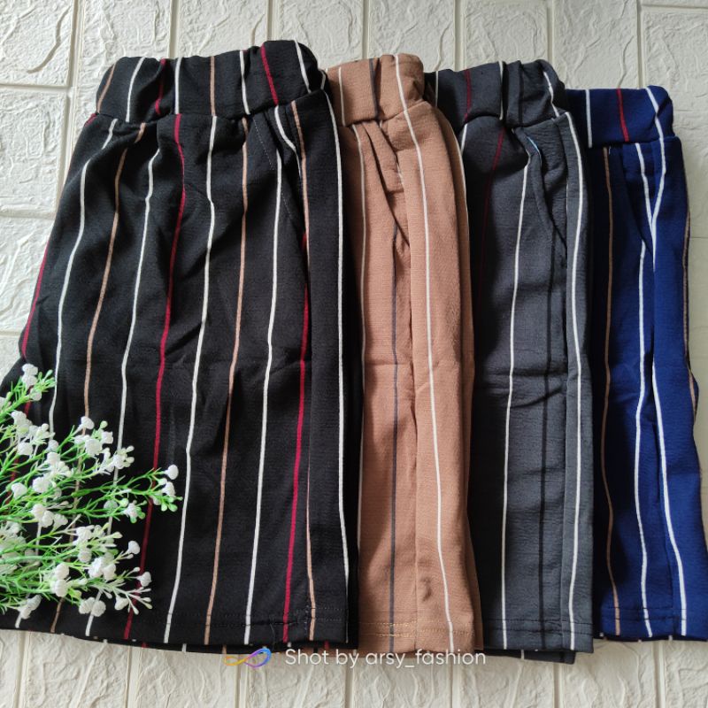 Hotpants wanita motif salur - kotak - celana pendek wanita